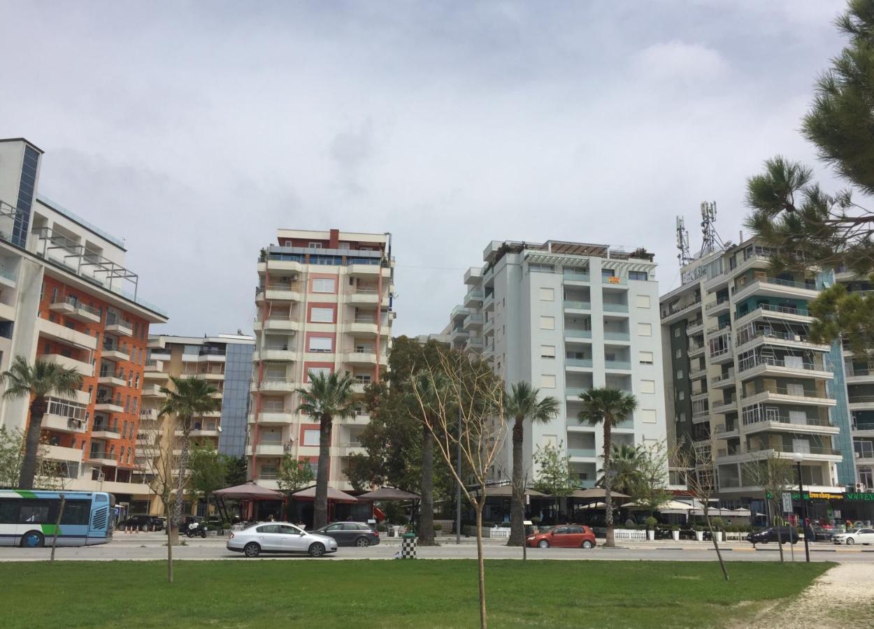 Vlorë Sea View Apartment Onorato 1 מראה חיצוני תמונה